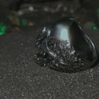 Reliquia del Devorador: Video de anillo de calavera memento mori acabado steel puro en acero inoxidable en Chile.